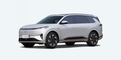 Dongfeng e&pi; 008 EV