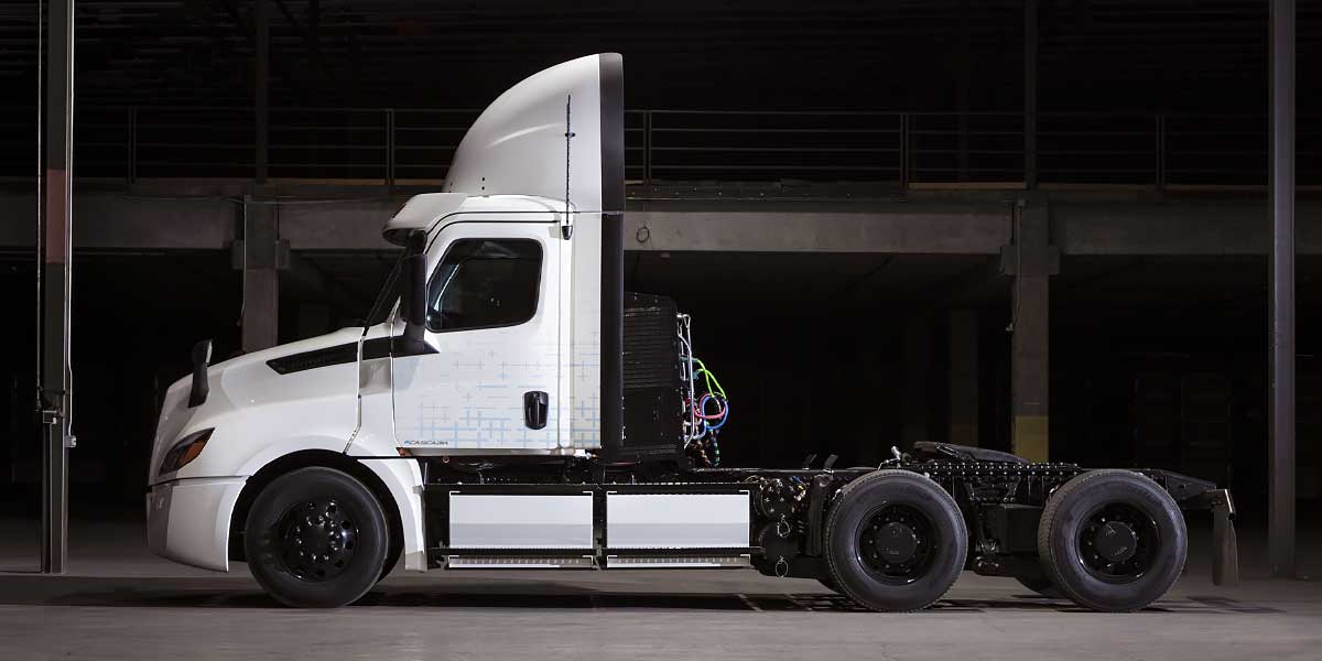 Freightliner eCascadia Video Overview